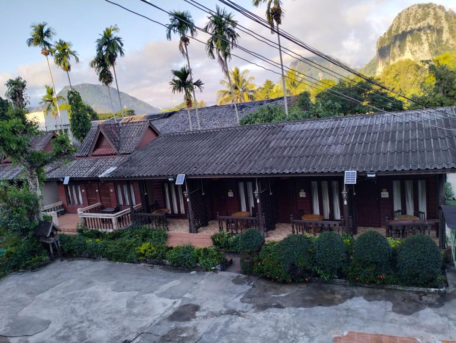 Bungalows Le Jardin Vangvieng Vang Vieng Ngoại thất bức ảnh